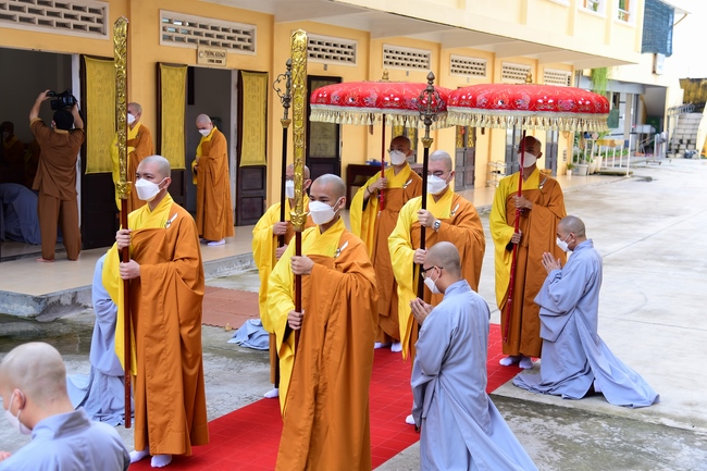 Lễ truyền giới Sa di Phương Trượng